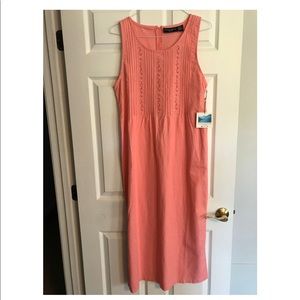 Pink Mid-length Dress with Embroidery